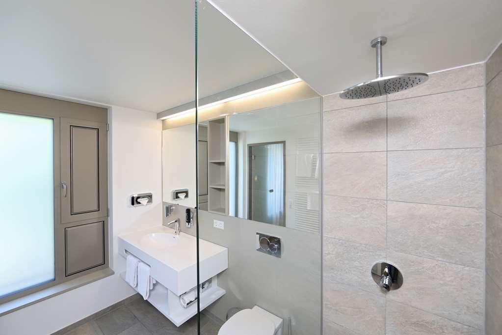 Hotel Goldenes Rad Ульм Екстер'єр фото