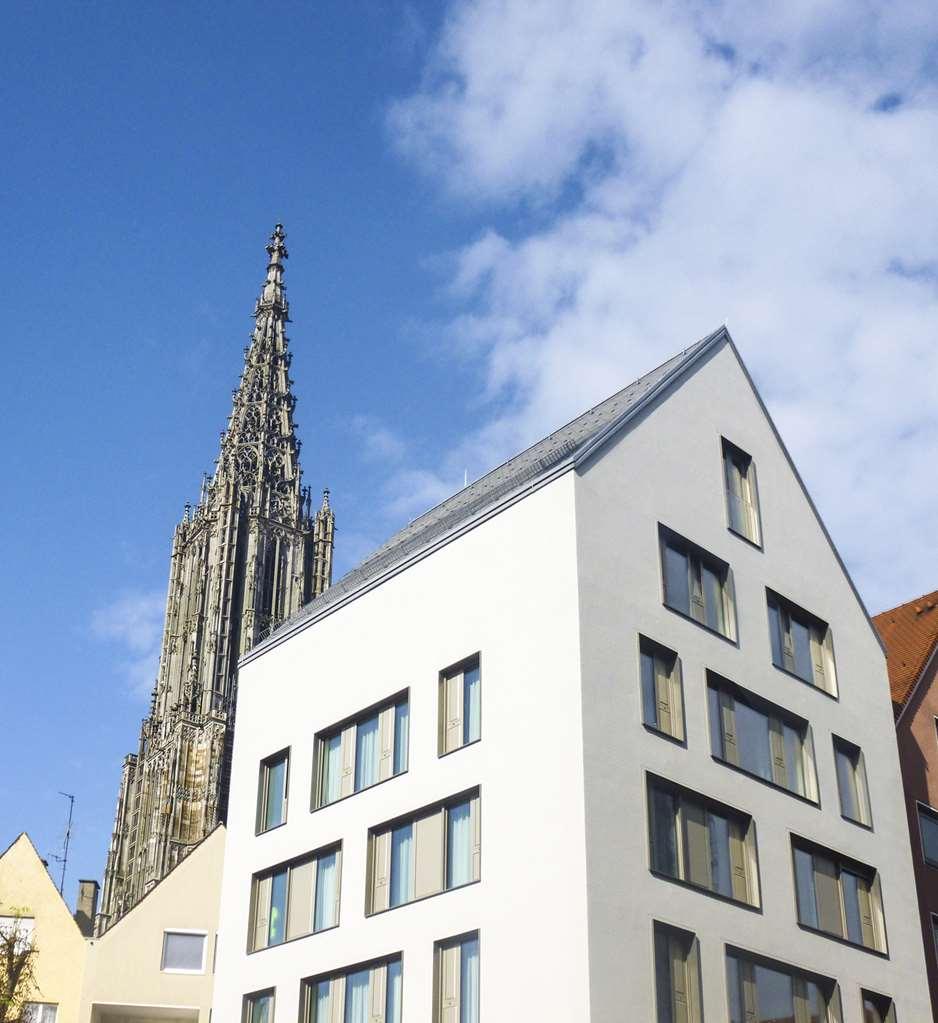 Hotel Goldenes Rad Ульм Екстер'єр фото