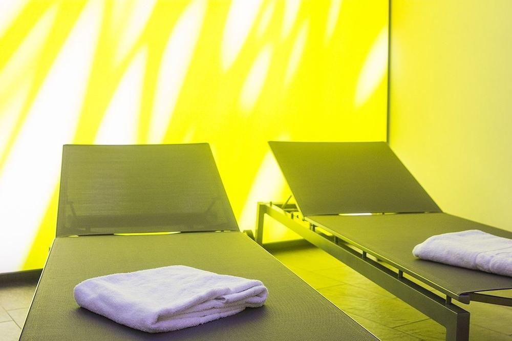 Hotel Goldenes Rad Ульм Екстер'єр фото