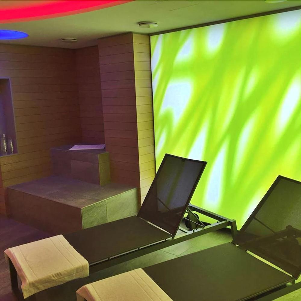 Hotel Goldenes Rad Ульм Екстер'єр фото