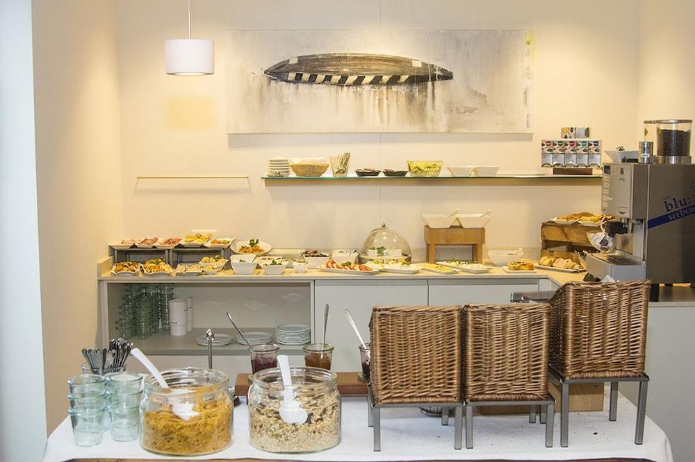 Hotel Goldenes Rad Ульм Екстер'єр фото